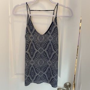 Navy and white patterned tank from H&M.